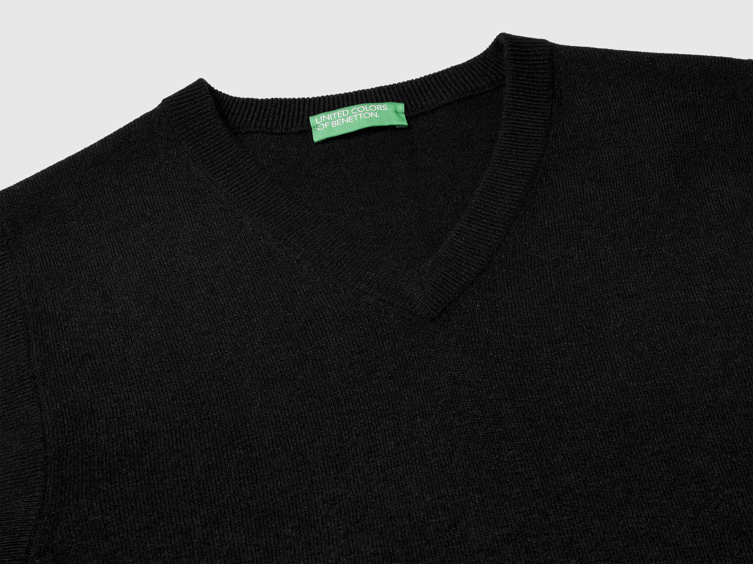 S/L V NECK SWEATER Men image number 6